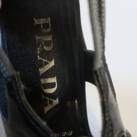 Authentic Prada Black Gray Trim Mixed Media Leather Trim Slingback Heels 7.5 - Picture 5 of 14